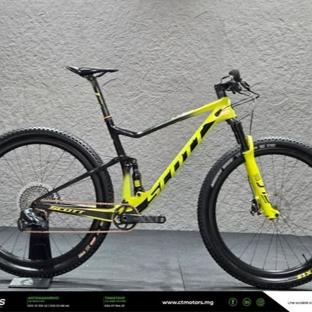 VELO - SCOTT SPARK RC 900